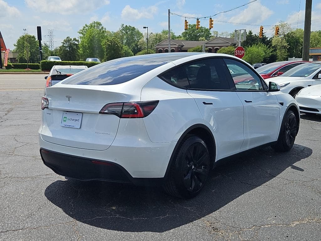 2020 Tesla Model Y view 3