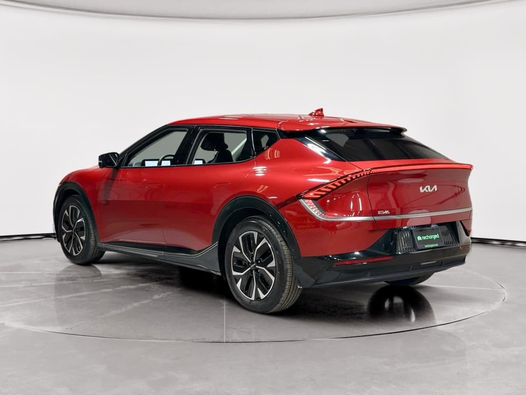 2022 Kia EV6 view 2
