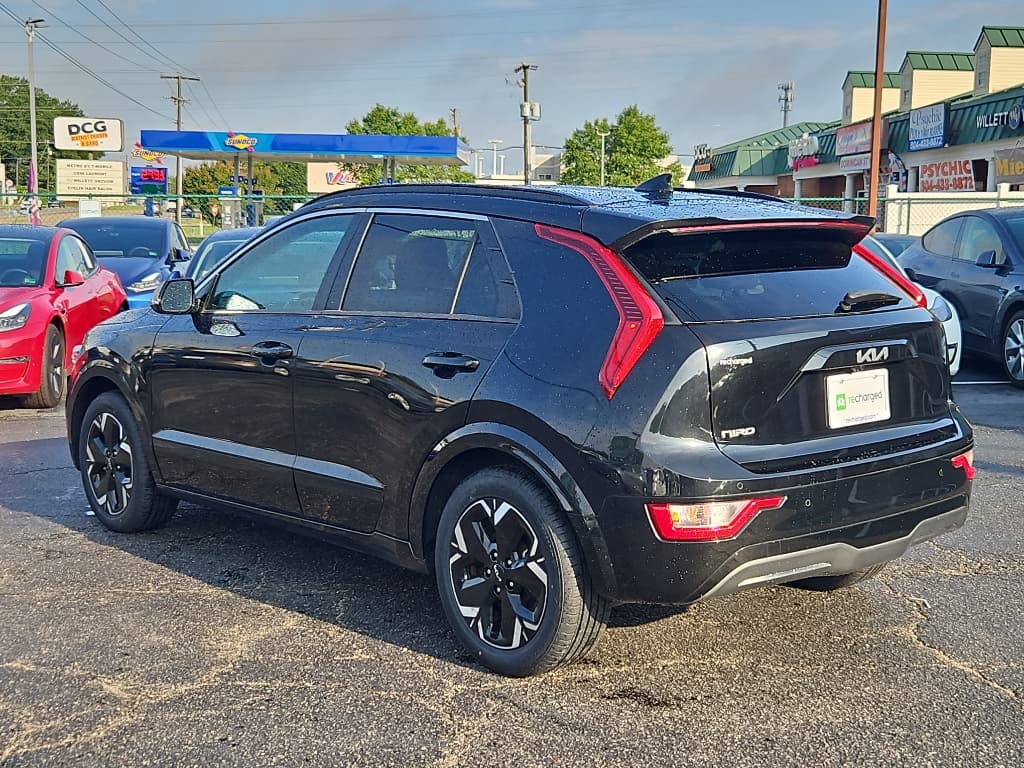 2023 Kia Niro EV view 2