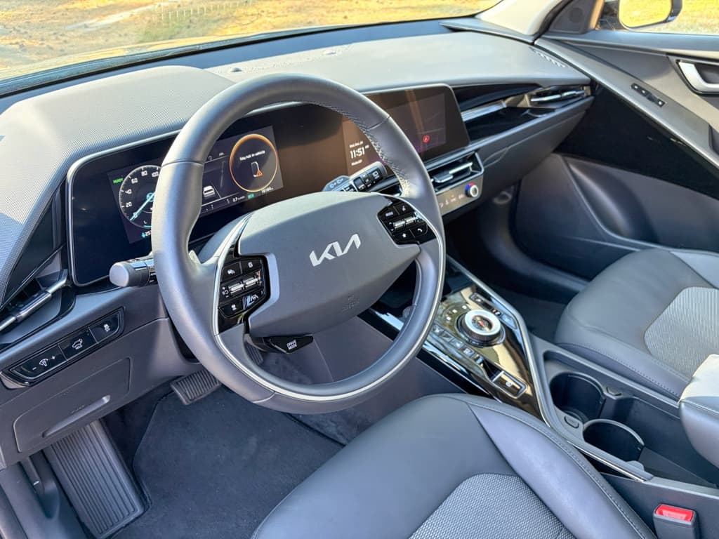 2023 Kia Niro EV view 19