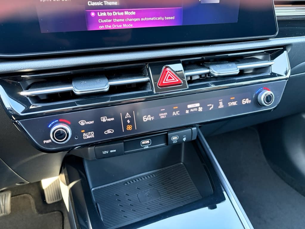 2023 Kia Niro EV view 16