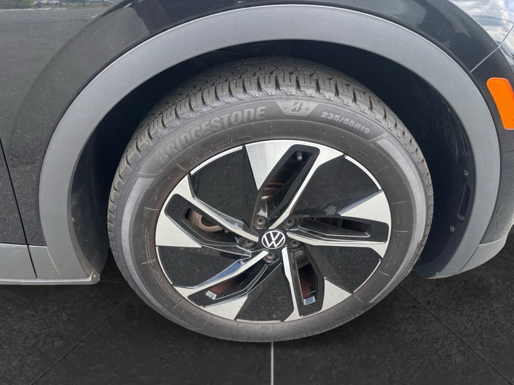 2022 Volkswagen ID.4 view 15