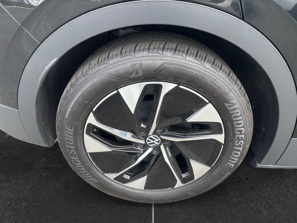 2022 Volkswagen ID.4 view 16