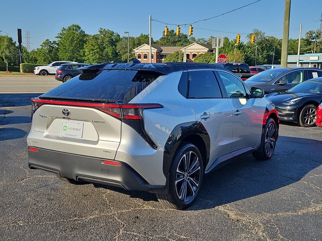 2023 Toyota bZ4X view 3