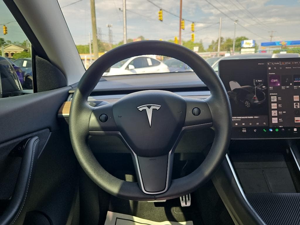 2020 Tesla Model Y view 8