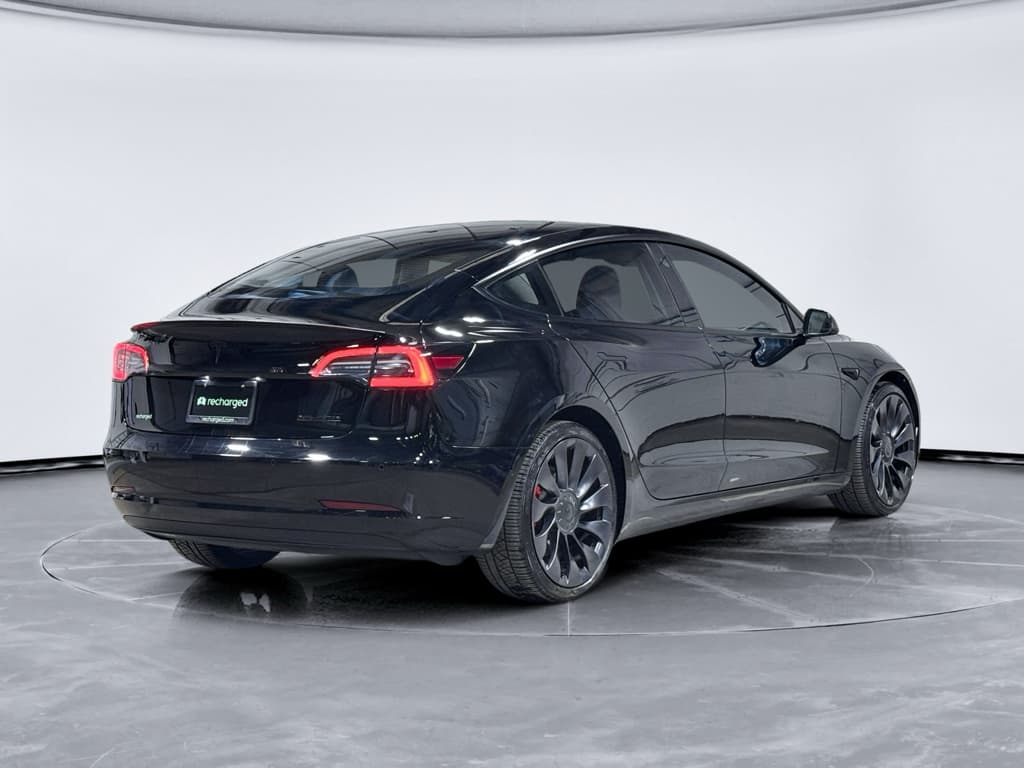 2021 Tesla Model 3 view 3