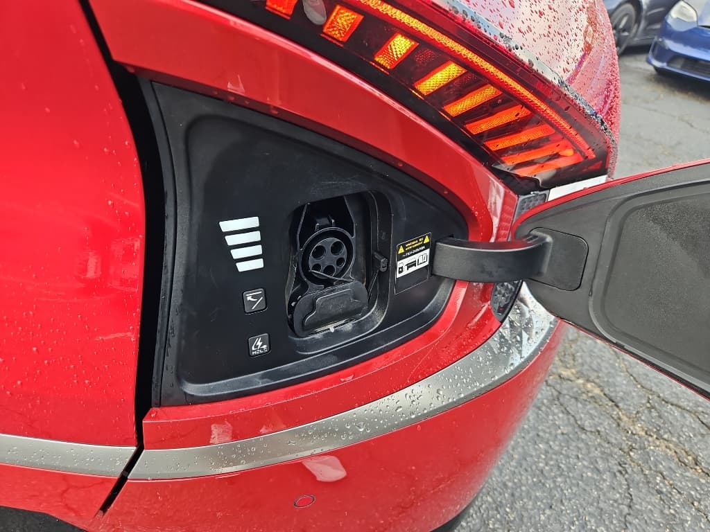 2022 Kia EV6 view 5