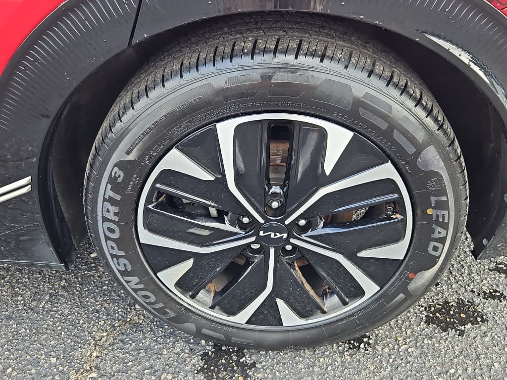 2022 Kia EV6 view 30