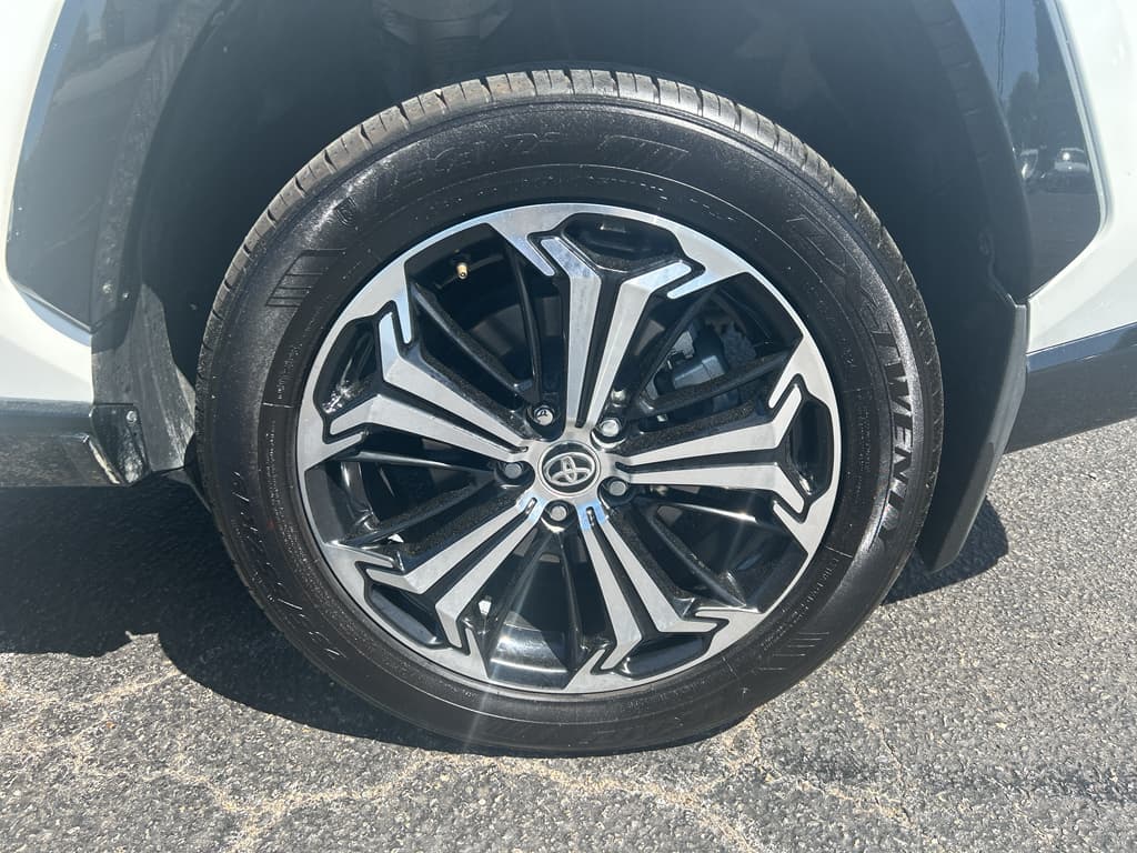 2021 Toyota RAV4 Prime view 25