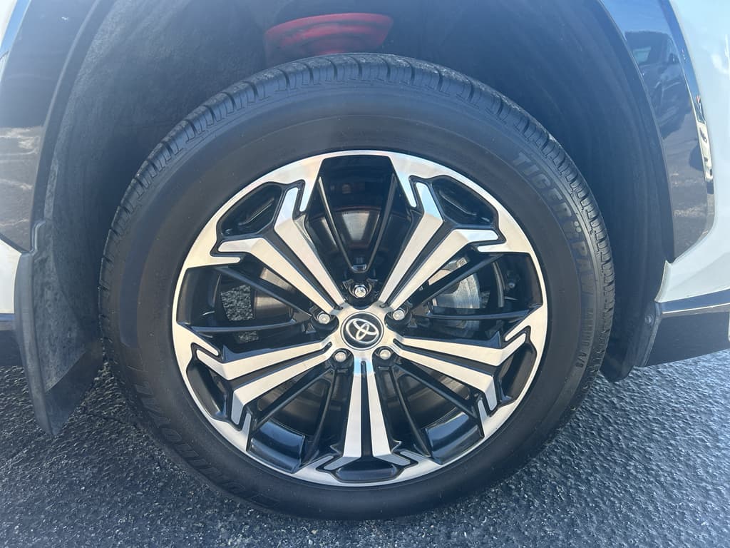 2021 Toyota RAV4 Prime view 29