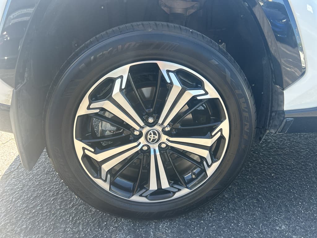 2021 Toyota RAV4 Prime view 27