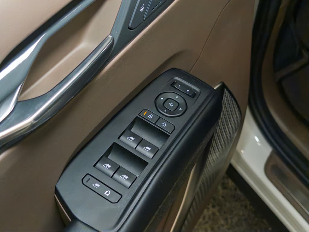 2024 Kia EV9 view 38