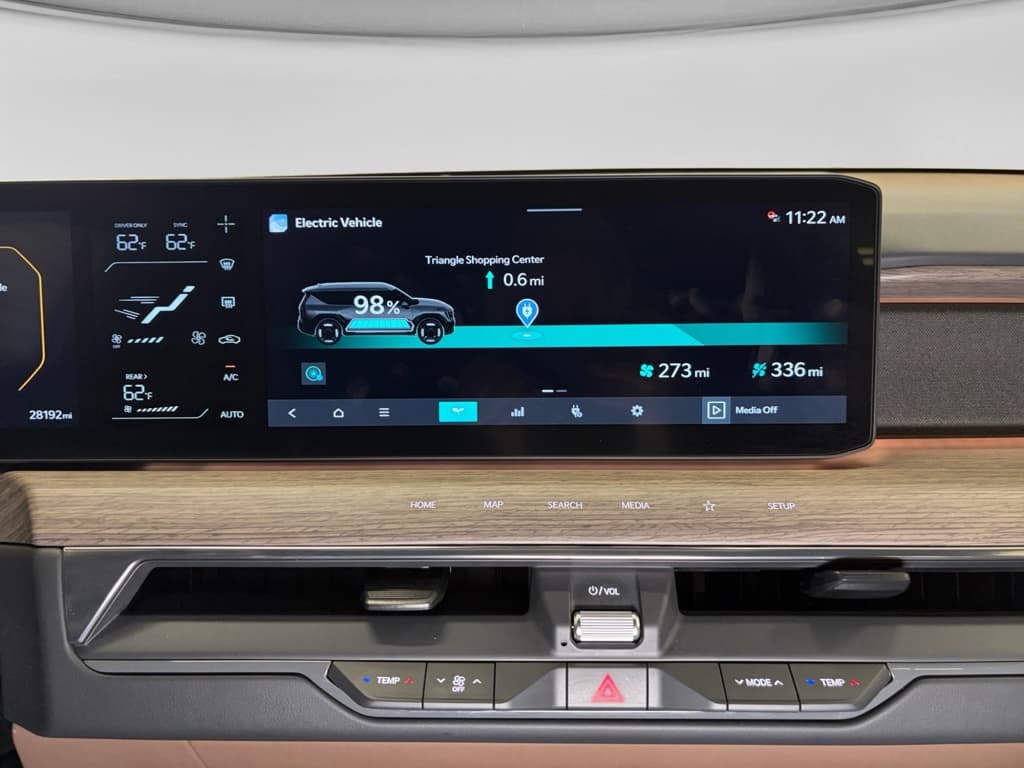 2024 Kia EV9 view 10