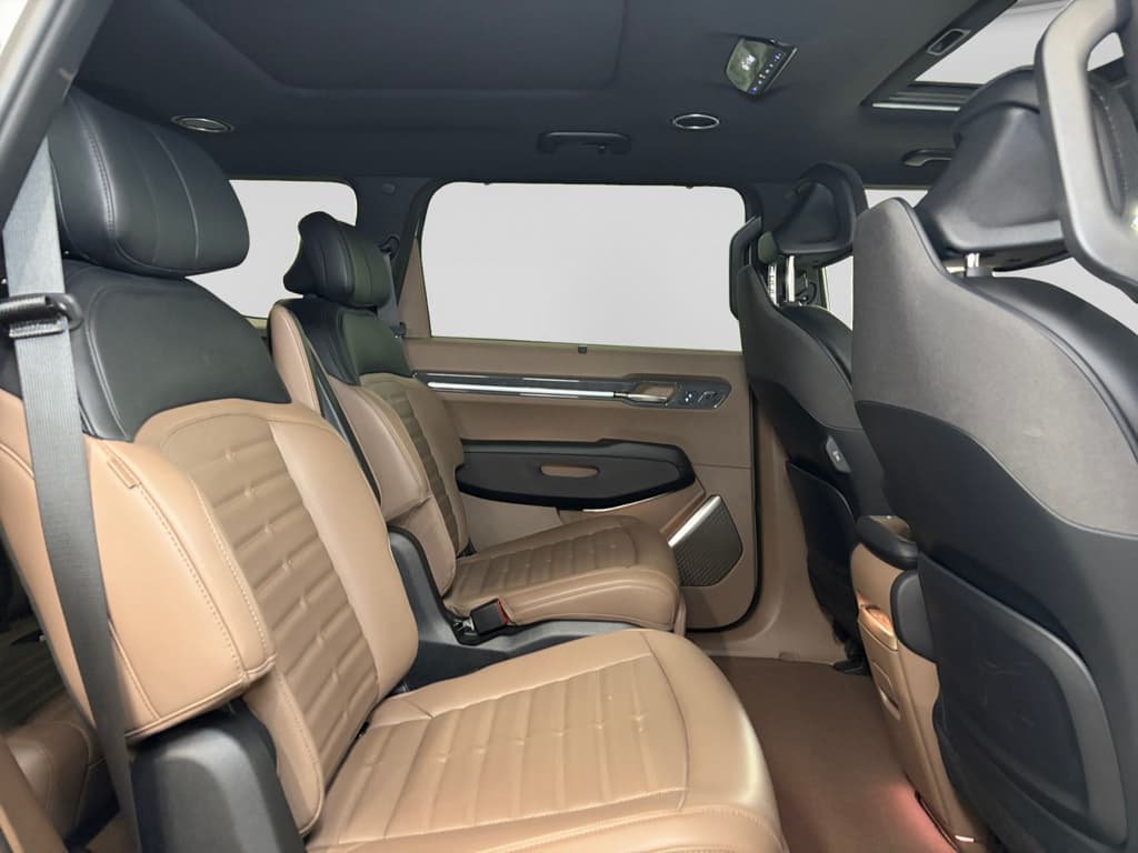 2024 Kia EV9 view 15