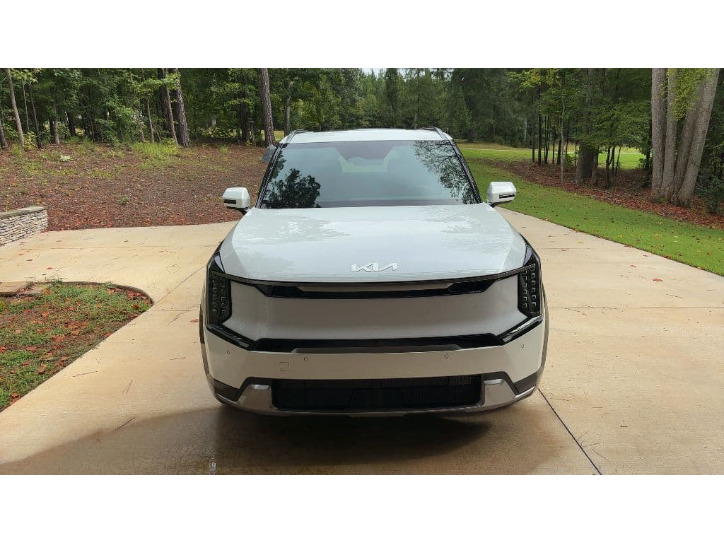 2024 Kia EV9 view 2