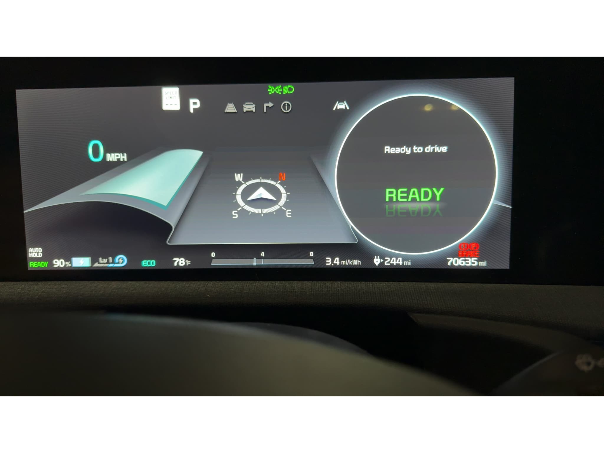 2022 Kia EV6 view 9