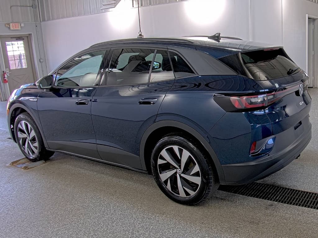 2023 Volkswagen ID.4 view 2