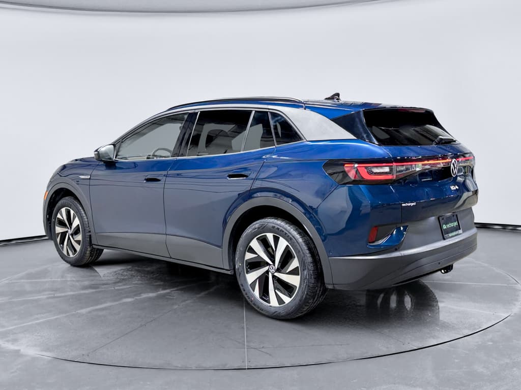 2023 Volkswagen ID.4 view 2