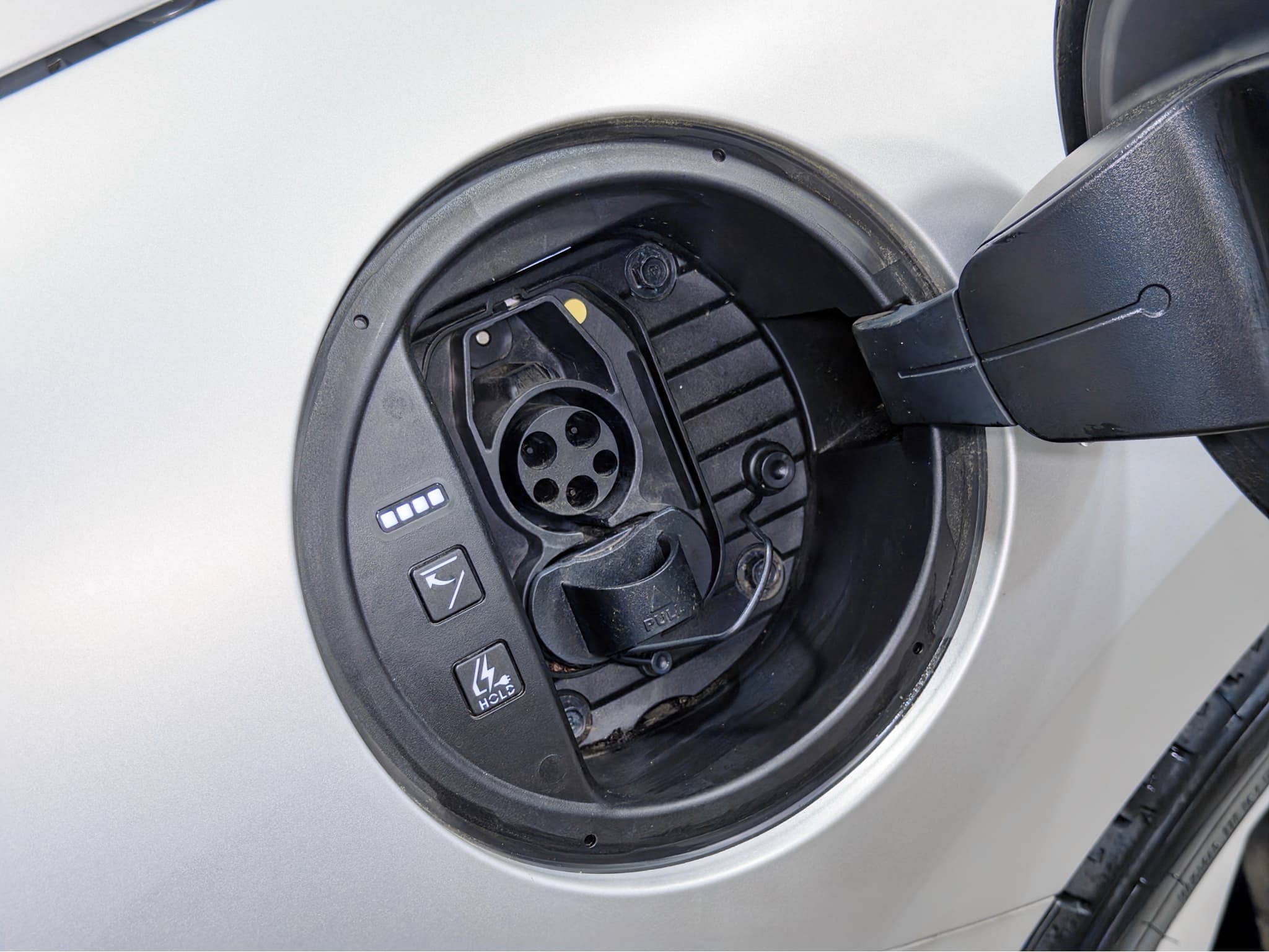 2023 Hyundai IONIQ 6 view 5