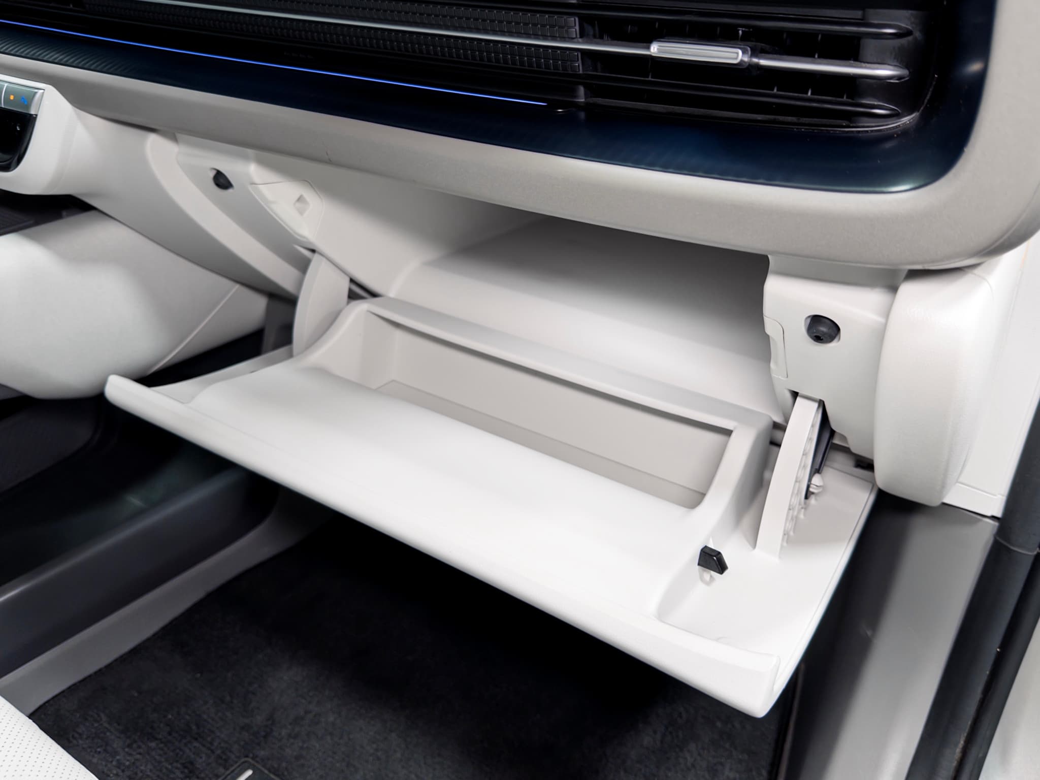 2023 Hyundai IONIQ 6 view 19