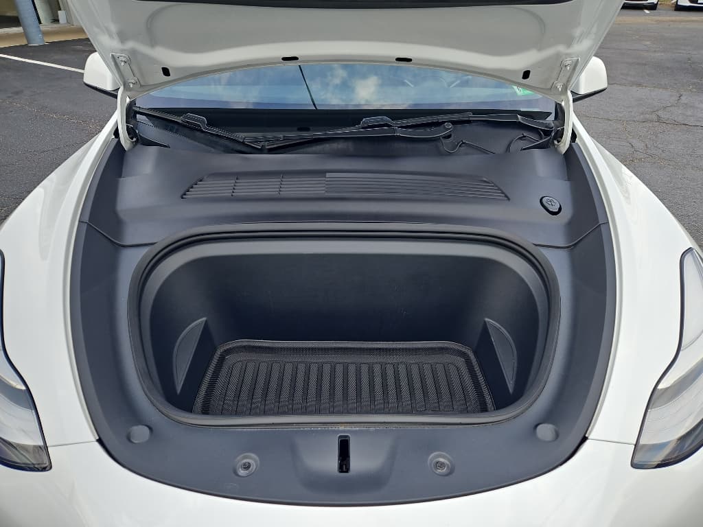 2020 Tesla Model Y view 19