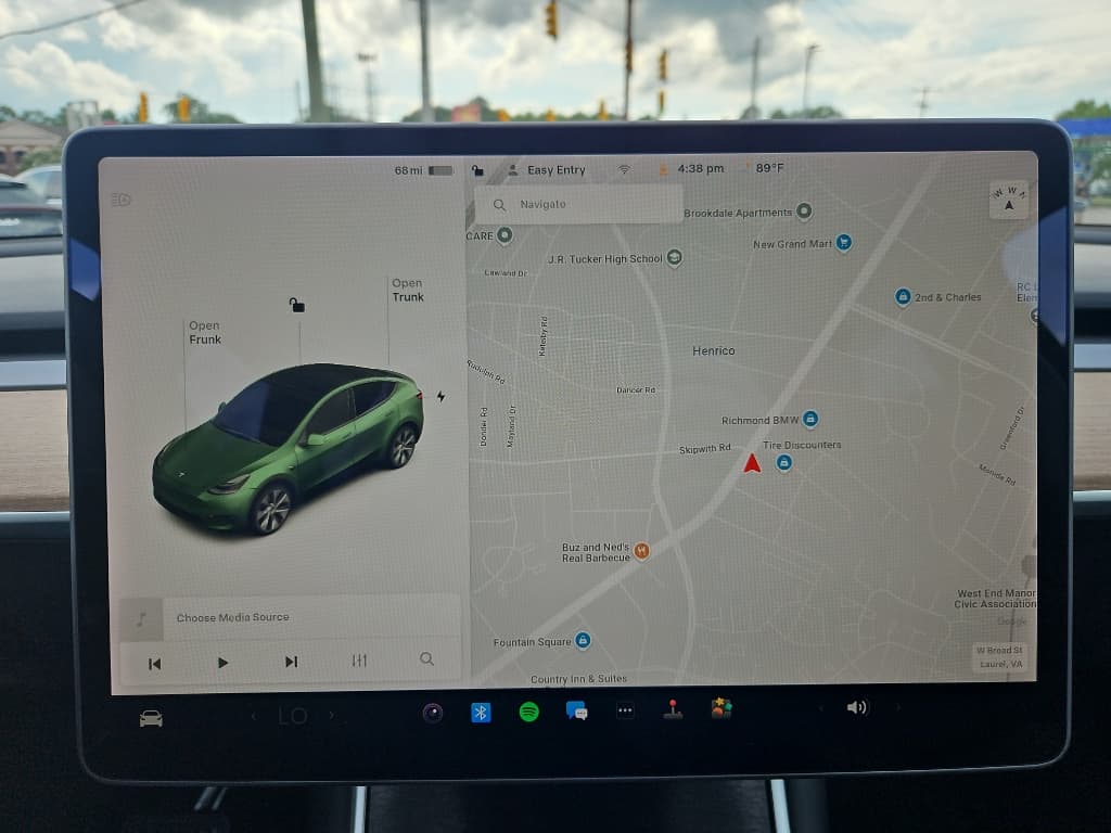 2020 Tesla Model Y view 9