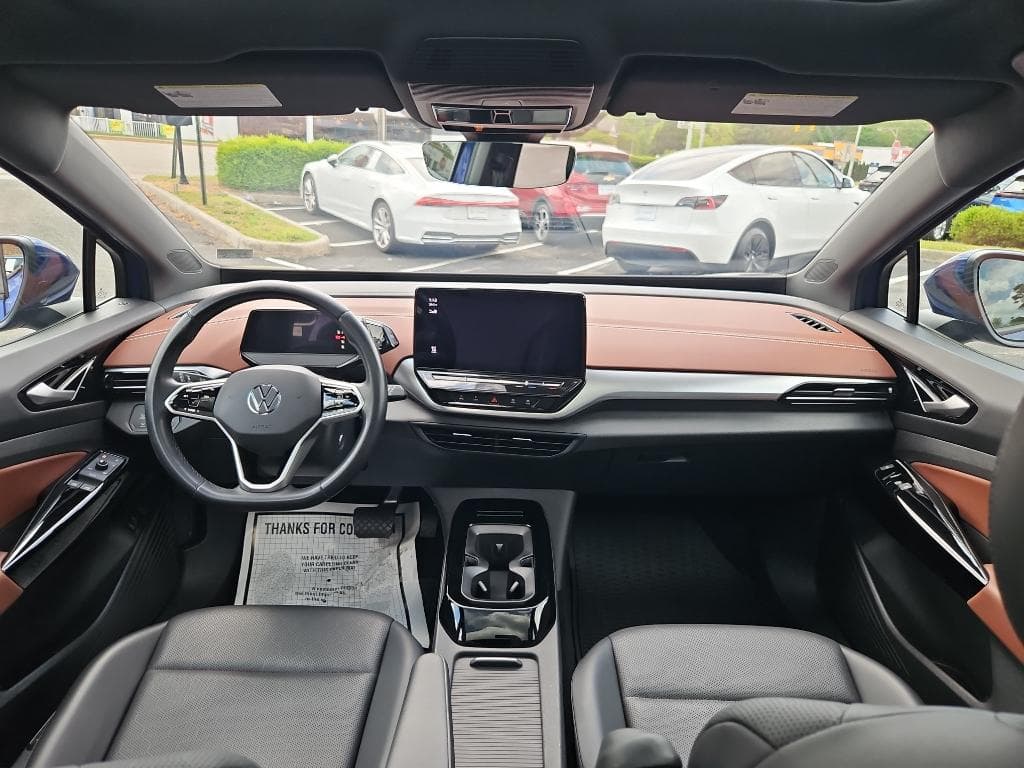 2021 Volkswagen ID.4 view 12
