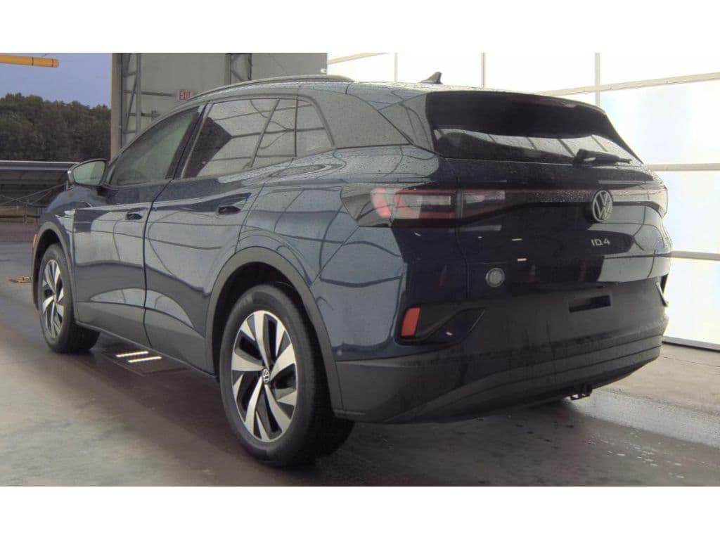 2023 Volkswagen ID.4 view 4