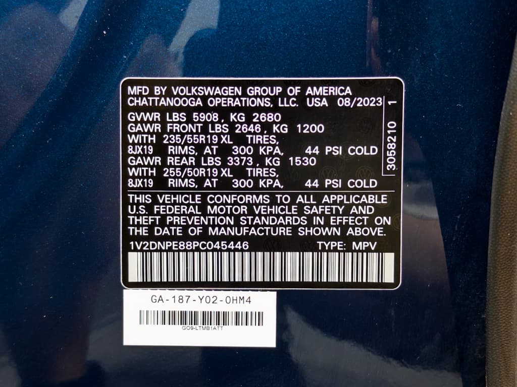 2023 Volkswagen ID.4 view 26