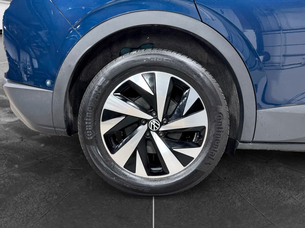 2023 Volkswagen ID.4 view 32