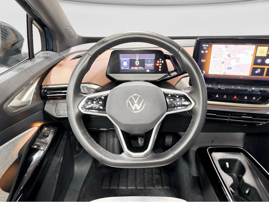 2023 Volkswagen ID.4 view 8