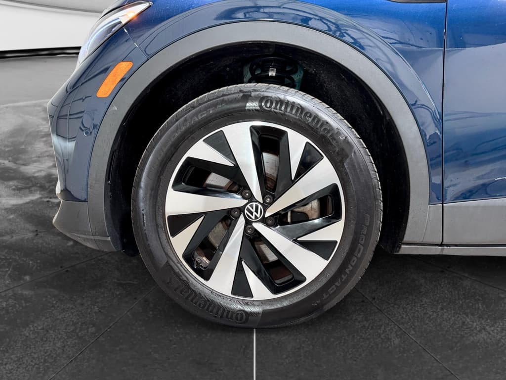 2023 Volkswagen ID.4 view 28