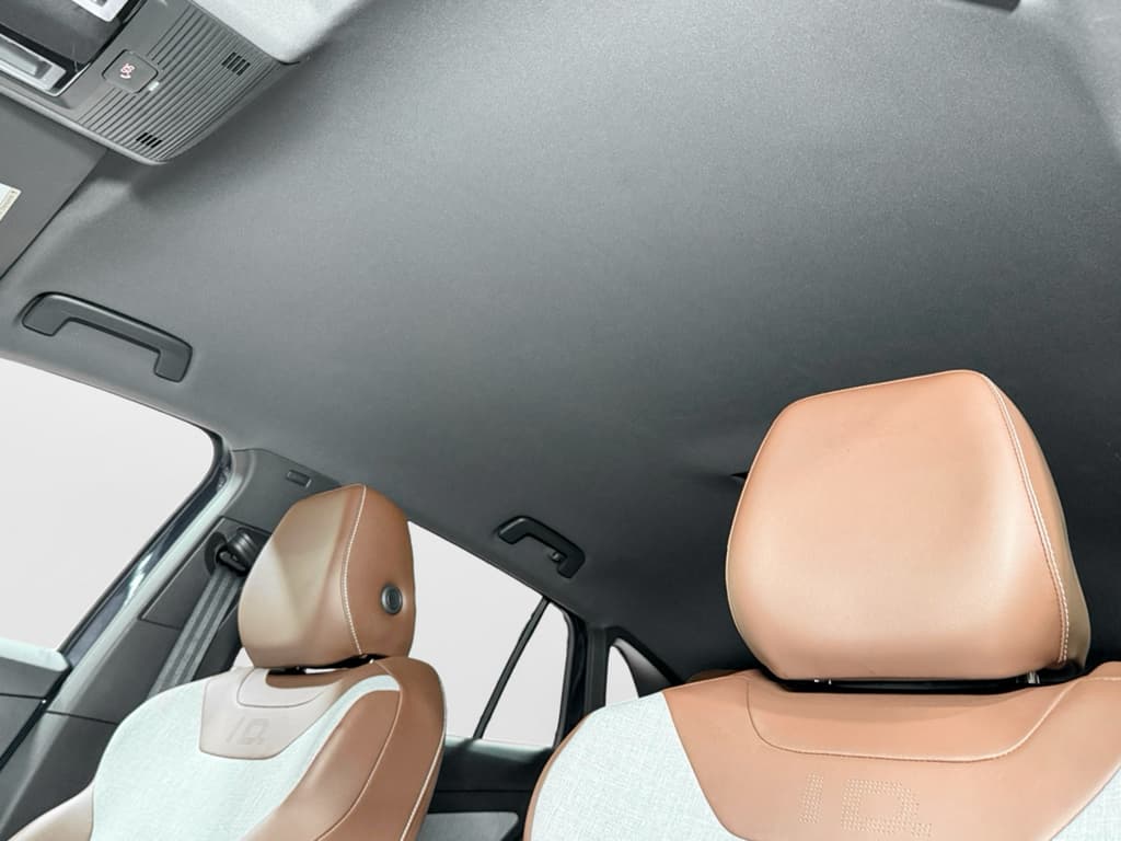 2023 Volkswagen ID.4 view 23