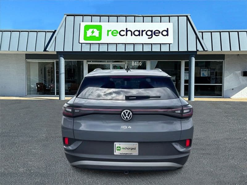 2023 Volkswagen ID.4 view 5
