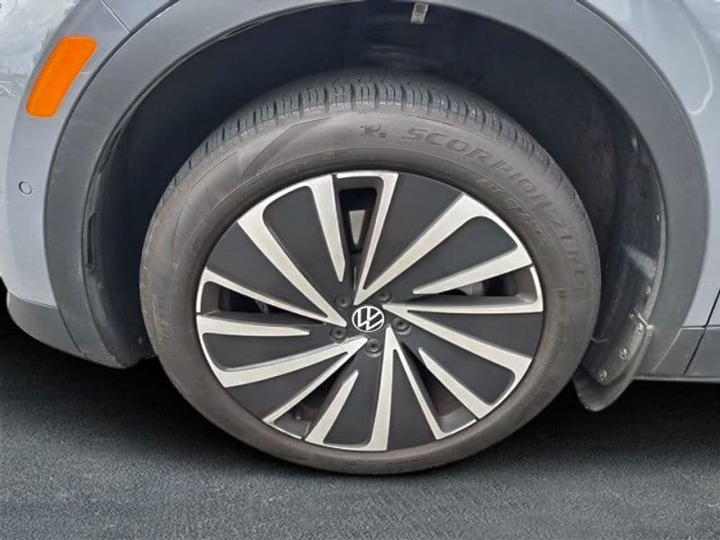2023 Volkswagen ID.4 view 16