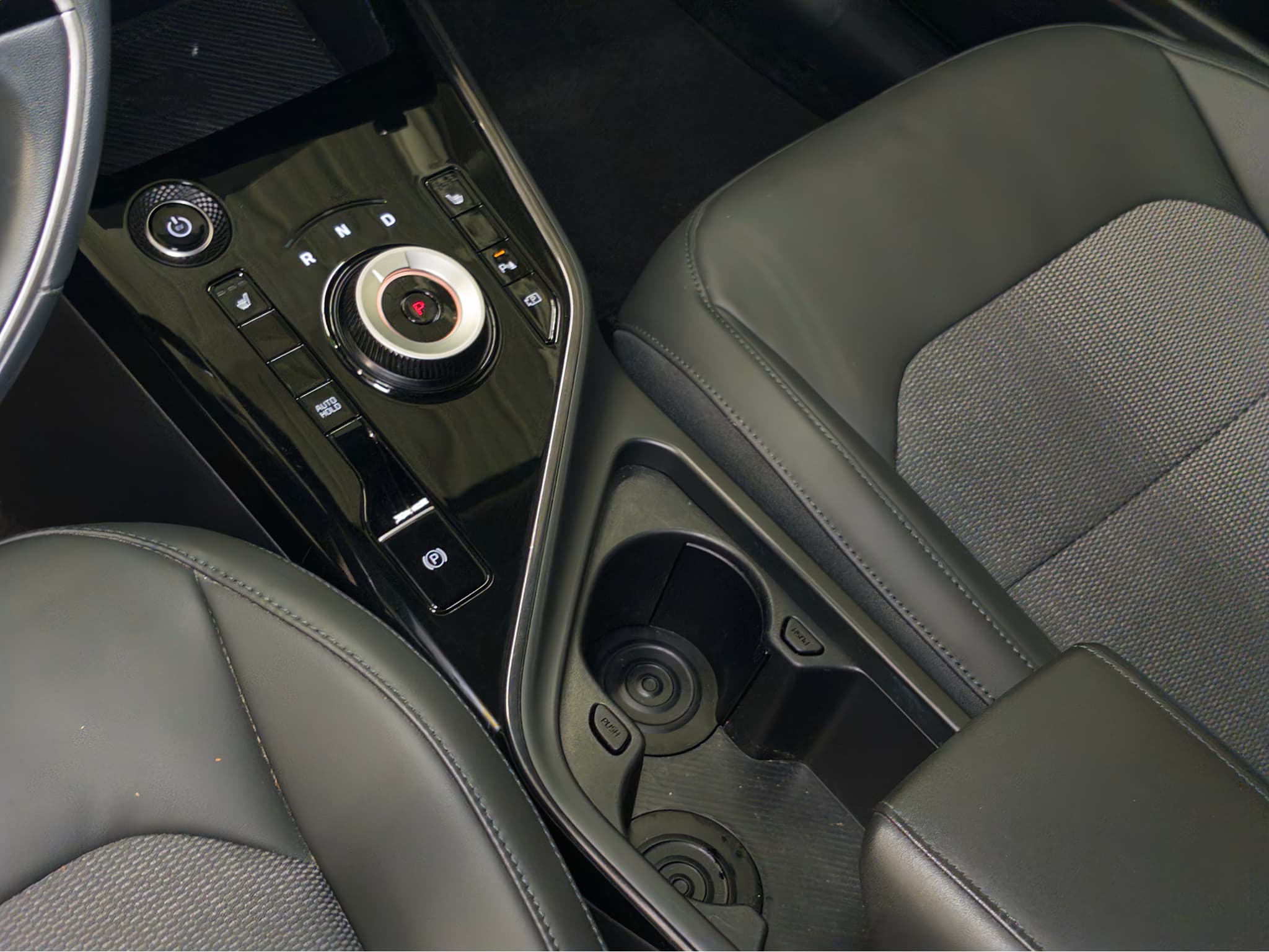 2023 Kia Niro EV view 18