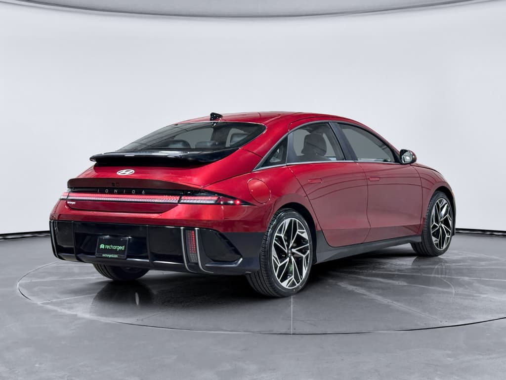2023 Hyundai IONIQ 6 view 3