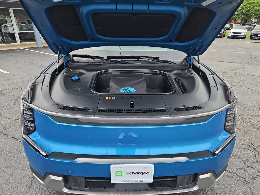 2024 Kia EV9 view 26