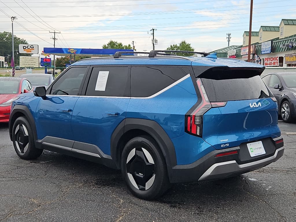 2024 Kia EV9 view 2