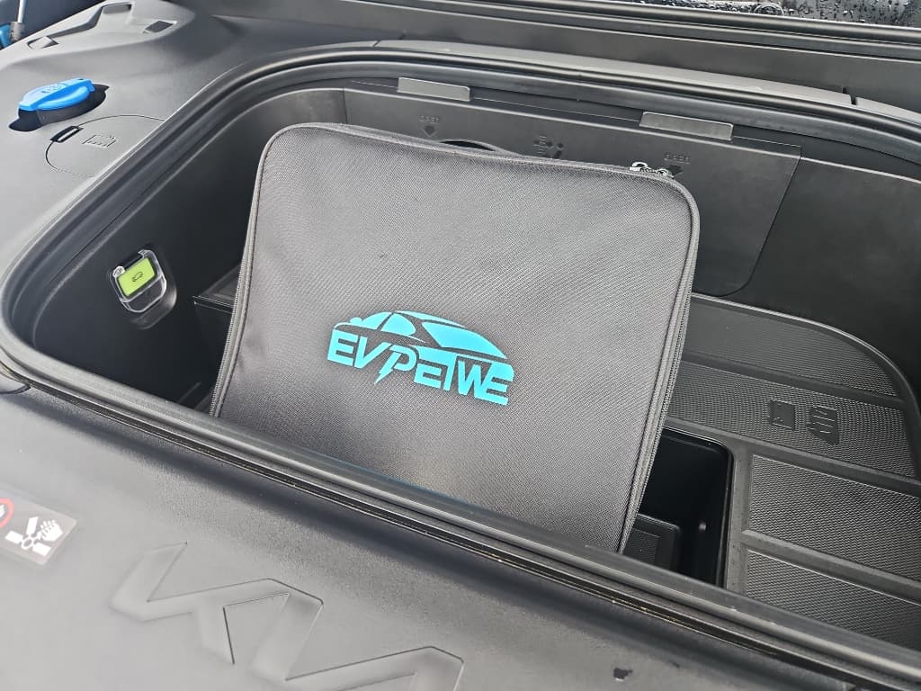 2024 Kia EV9 view 6