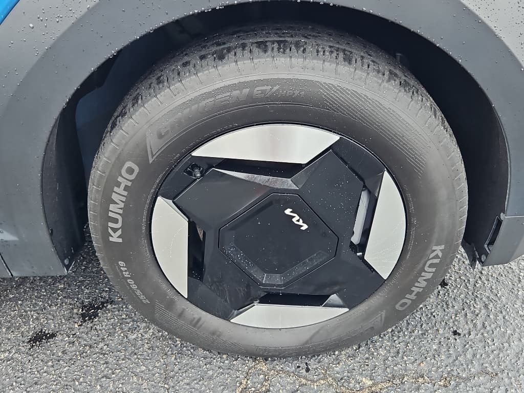 2024 Kia EV9 view 35