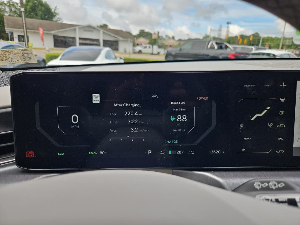 2024 Kia EV9 view 11