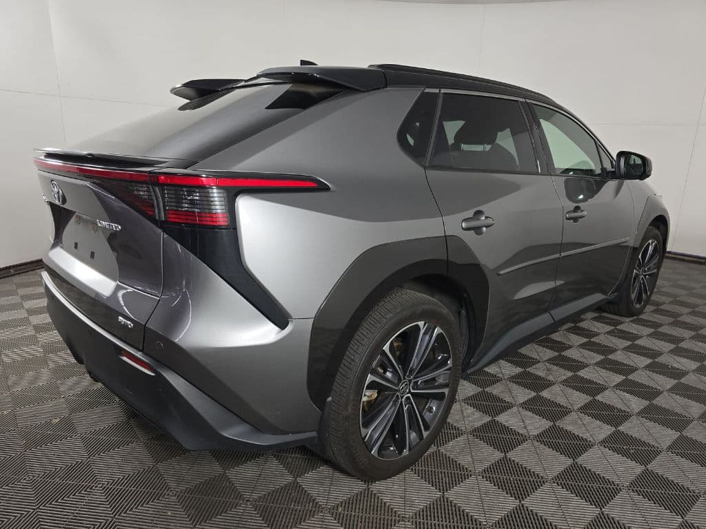 2023 Toyota bZ4X view 3