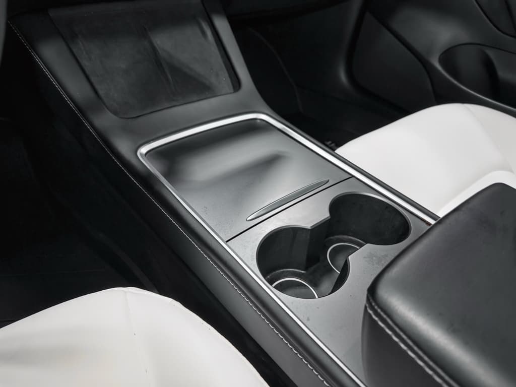 2021 Tesla Model 3 view 18