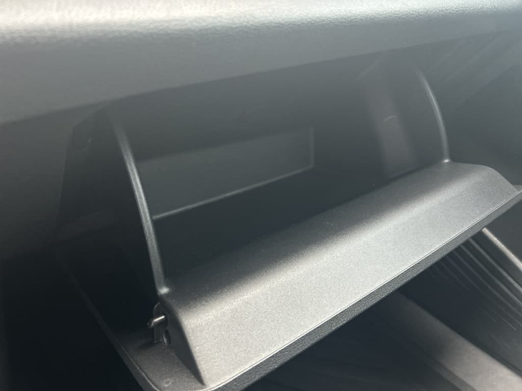 2022 Volkswagen ID.4 view 16