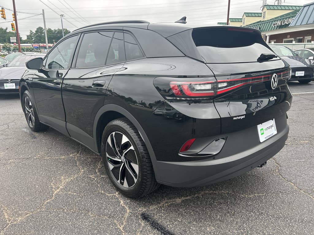 2022 Volkswagen ID.4 view 2
