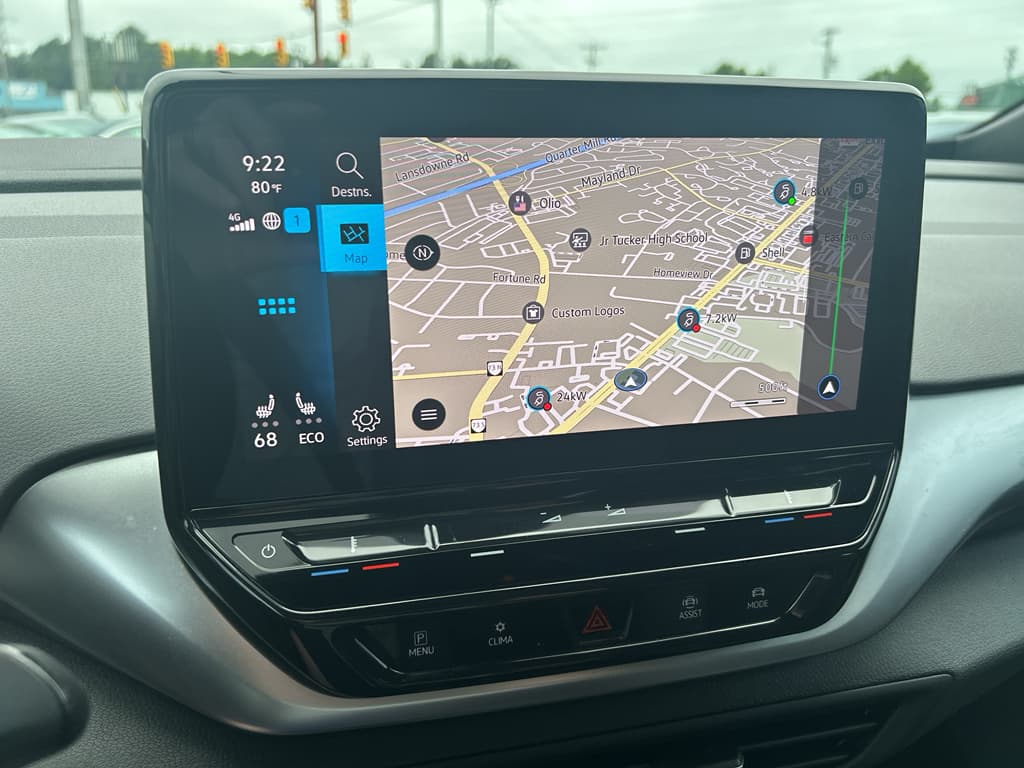 2022 Volkswagen ID.4 view 10