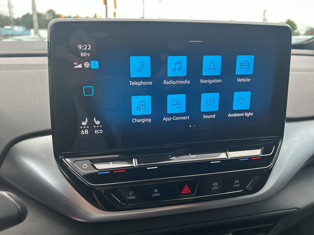 2022 Volkswagen ID.4 view 12