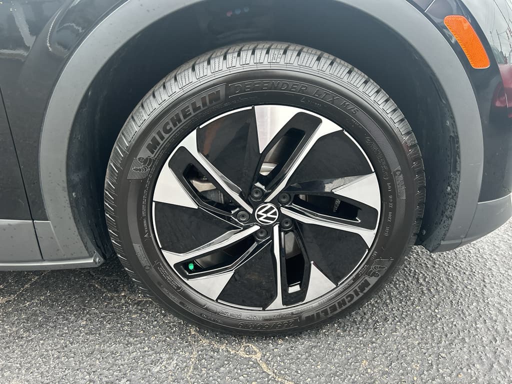 2022 Volkswagen ID.4 view 26