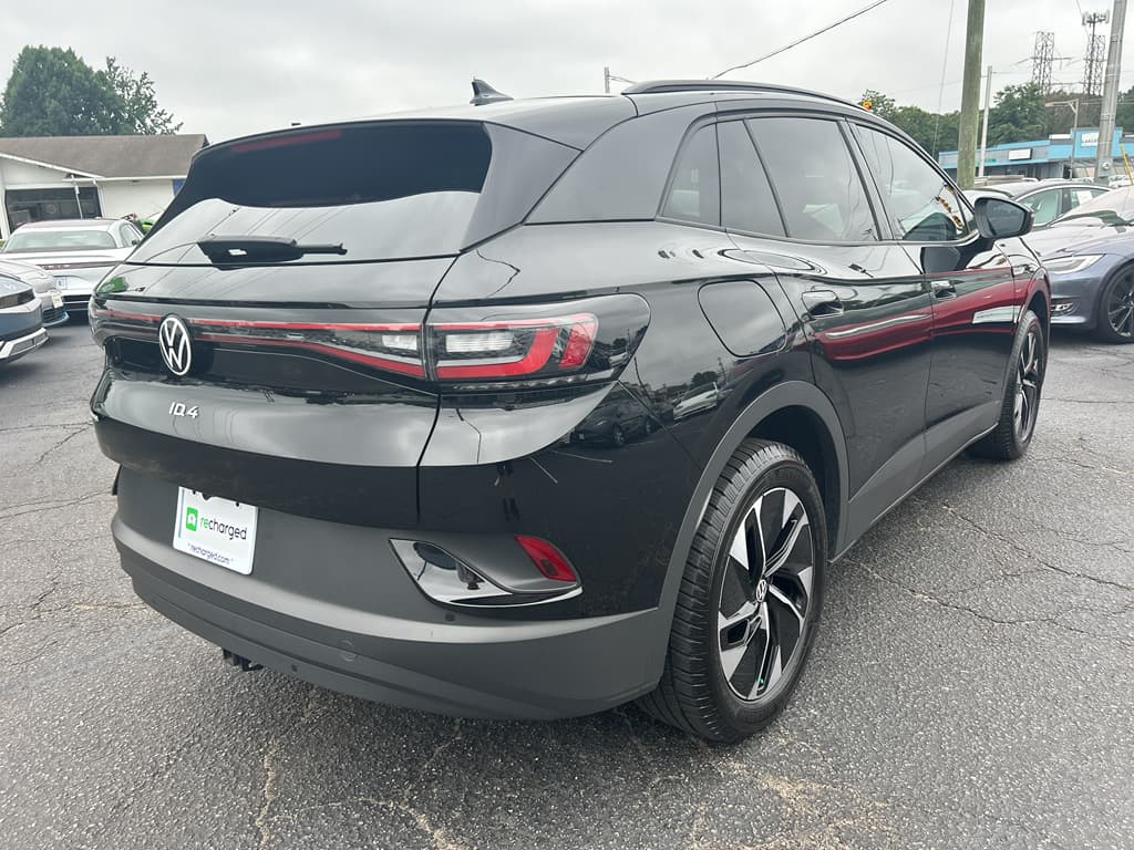 2022 Volkswagen ID.4 view 3